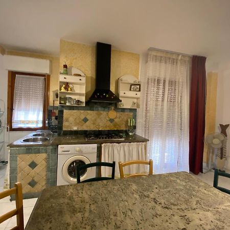 A Casa Di Glo' Appartamento Porto Torres Esterno foto
